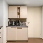 Spot Huoneisto *
